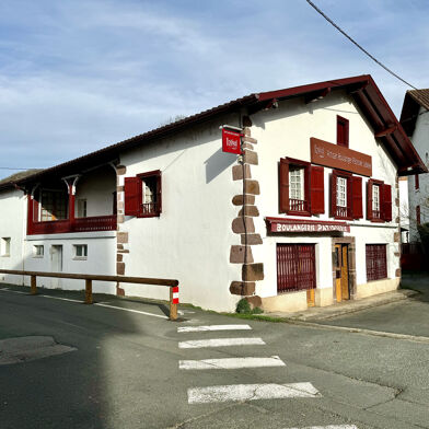 Maison 10 pièces 300000 €