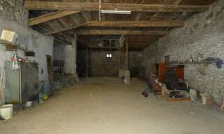 Garage  220 m² à vendre à Pépieux (11700)