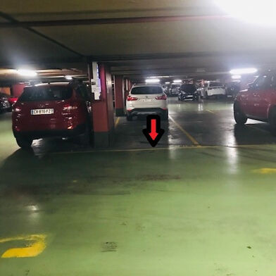Garage  35200 €