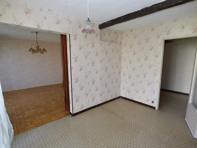 Appartement - VAULX-EN-VELIN — photo du bien