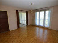 Appartement - VAULX-EN-VELIN — photo 3