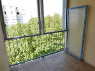 Appartement - VAULX-EN-VELIN — photo 4