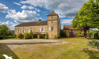 Maison 8 Pièces 193 m² à vendre à Saint-Aubin-de-Nabirat (24250)
