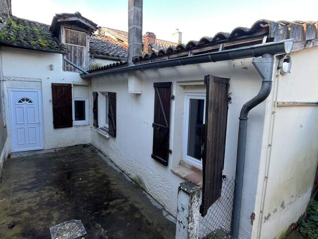 Maison de bourg de 3 pièces principales — photo du bien