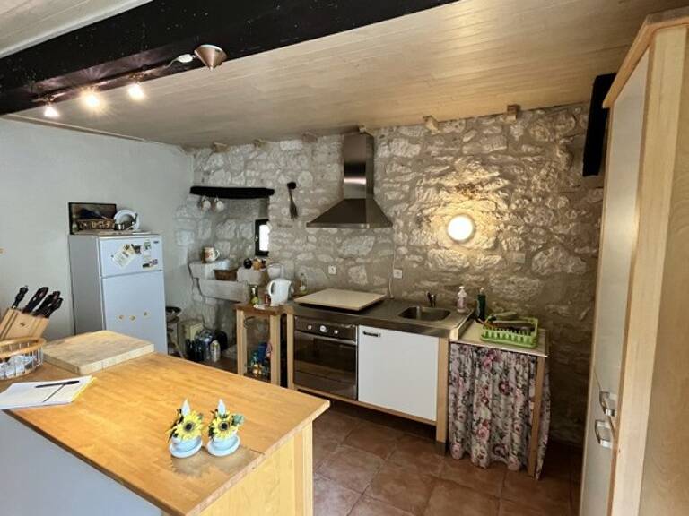 Maison en pierre de 5 pièces principales — photo 1