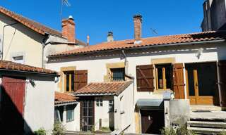 Maison 5 Pièces 225 m² à vendre à Confolens (16500)