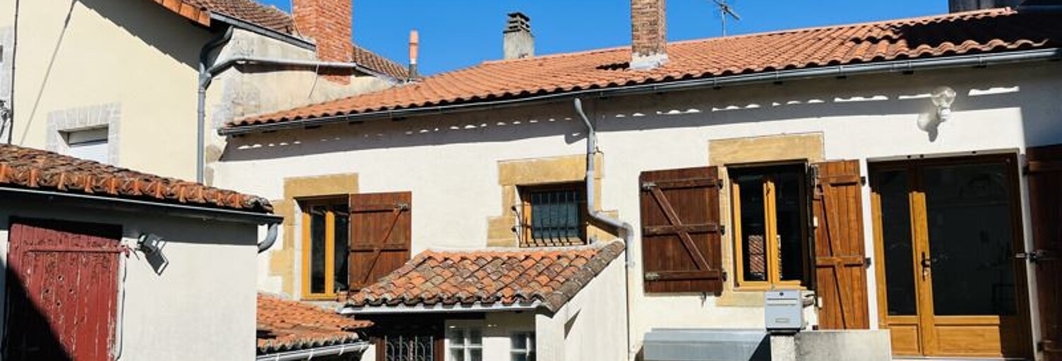 Maison 5 Pièces 225 m² à vendre à Confolens (16500)