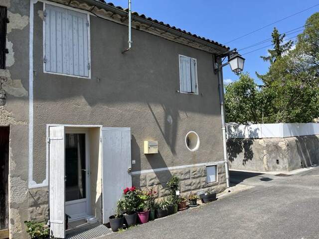 Maison de bourg de 4 pièces principales — photo du bien
