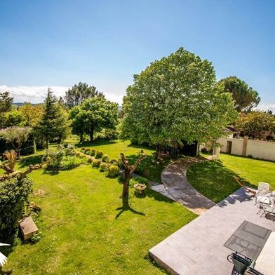 Maison 12 pièces 749000 €