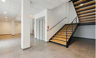 Bureau  348 m² à vendre à Bron (69500)
