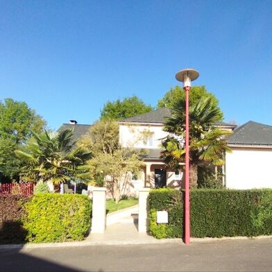 Maison 7 pièces 330000 €