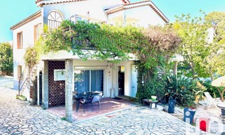 Maison 7 Pièces 154 m² à vendre à Saint-Raphaël (83700)