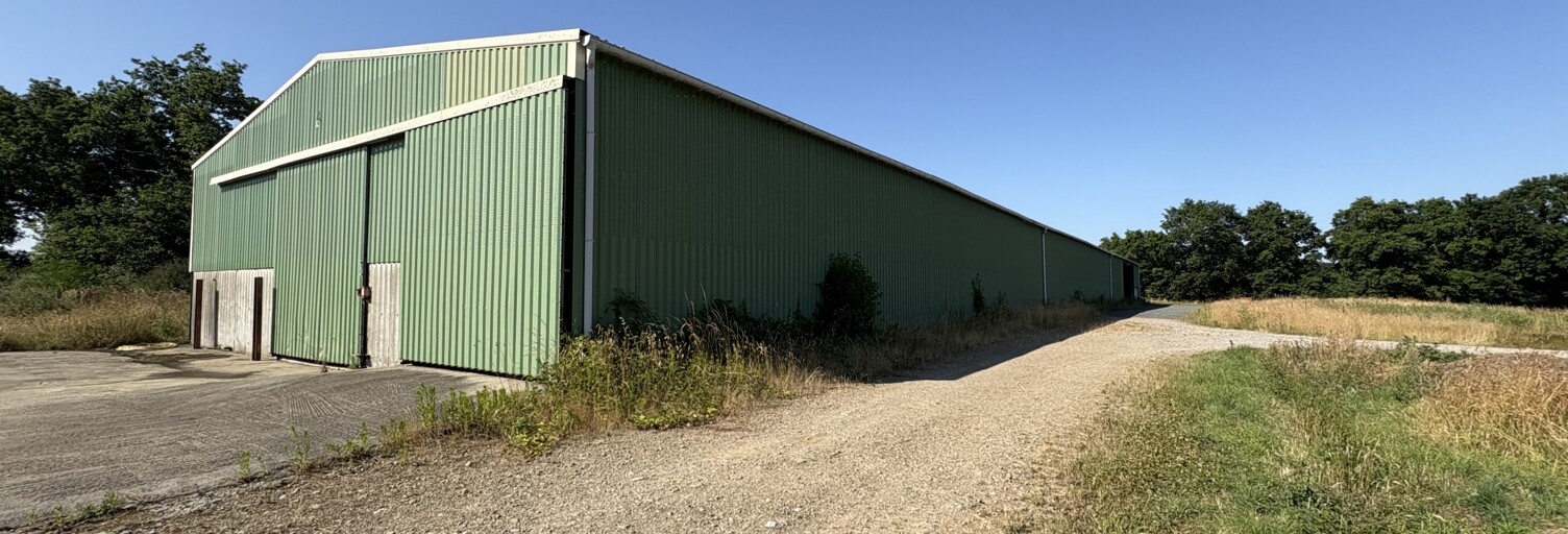 Terrain  6859 m² à vendre à Montaigu-Vendée (85600)