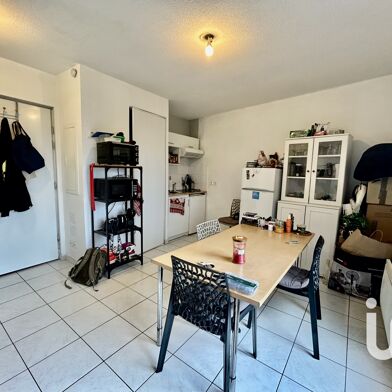 Appartement 1 pièces 70900 €