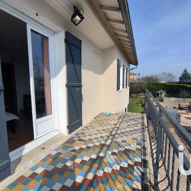 Maison 8 pièces 399900 €