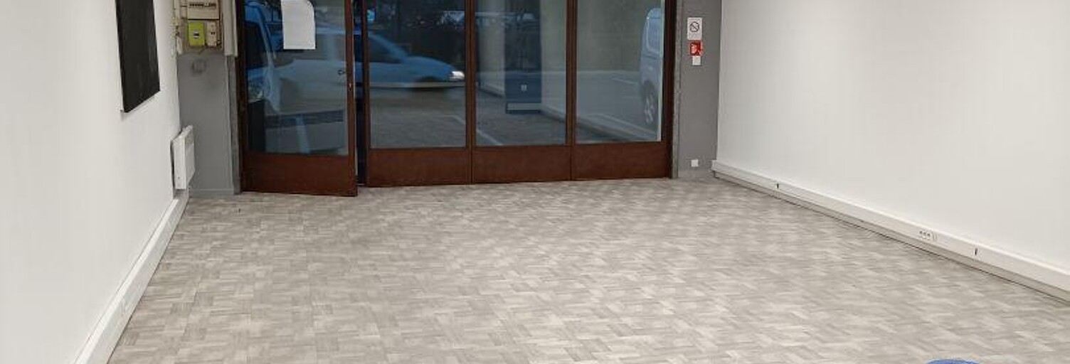 Commerce  84 m² à vendre à Maubec (84660)