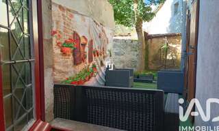 Maison 10 Pièces 232 m² à vendre à Saint-Jean-d'Angély (17400)