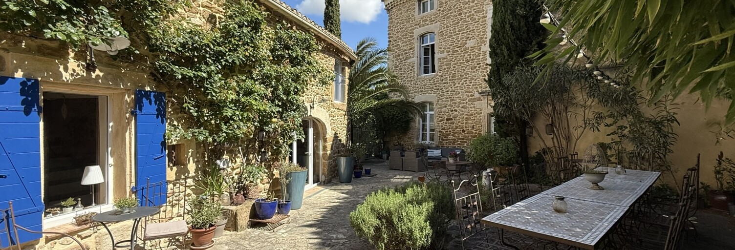 Maison 11 Pièces 322 m² à vendre à Suze-la-Rousse (26790)