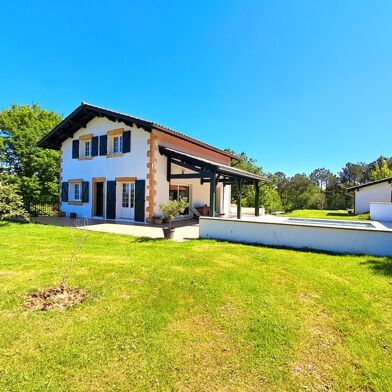 Maison 5 pièces 676000 €