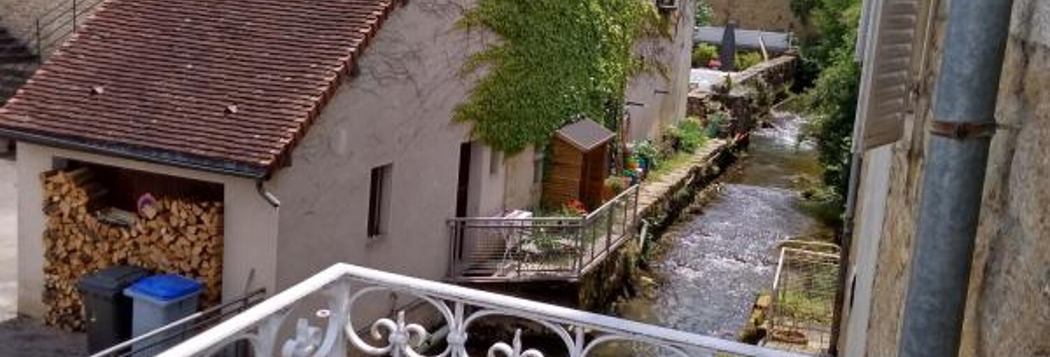 Commerce  300 m² à vendre à Lons-le-Saunier (39000)