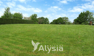 Terrain   m² à vendre à Nogent-le-Roi (28210)