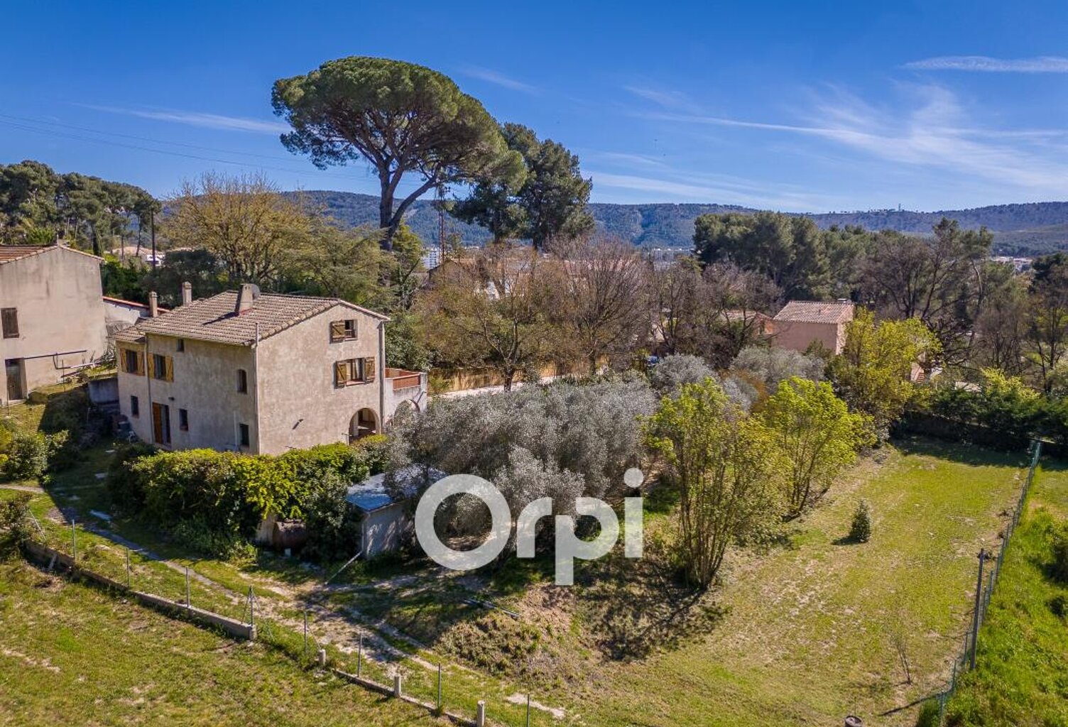 AUBAGNE LES ROYANTES VILLA T4 AVEC 2000 M² TERRAIN — photo 1