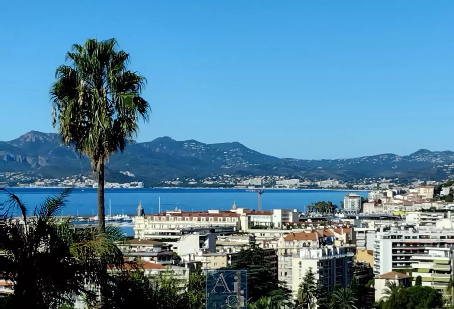 Appartement 4 pièces Vue Mer Cannes Basse Californie — photo 1
