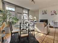 ENSEMBLE IMMOBILIER COMPRENANT 2 LOGEMENTS T4 AVEC GARAGES EXTÉRIEURS ET DÉPENDANCES — photo 3