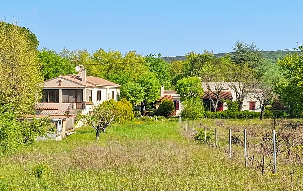 Propri&eacute;t&eacute;  T6 à vendre Rians 83560