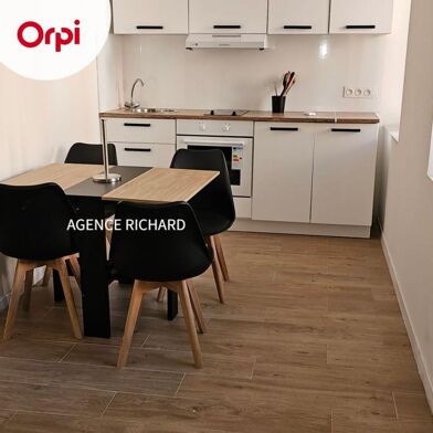 Appartement 2 pièces 720 €