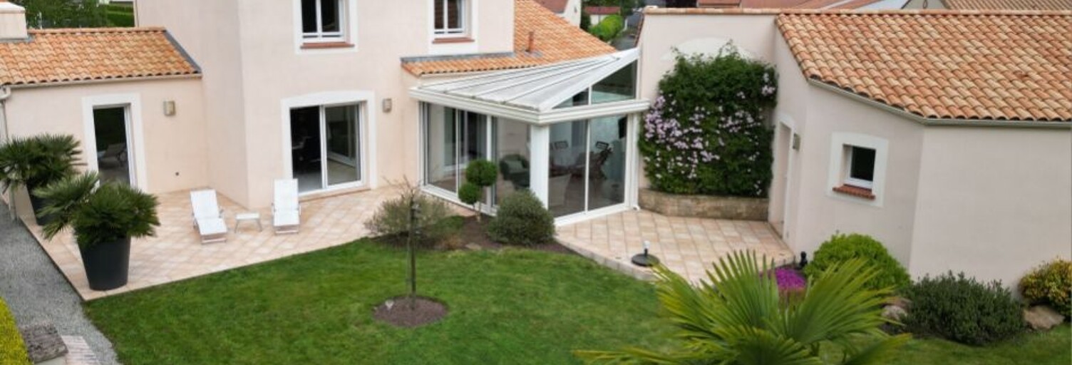 Maison 5 Pièces 152 m² à vendre à Chavagnes-en-Paillers (85250)