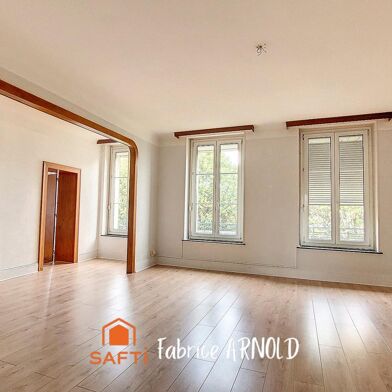Appartement 8 pièces 149000 €