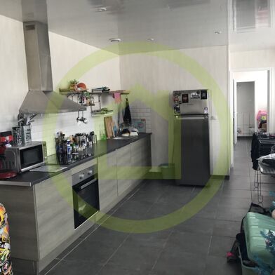 Immeuble  299000 €