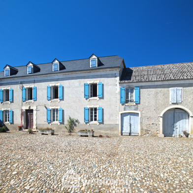 Maison 12 pièces 325000 €