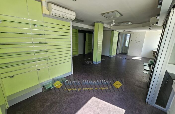 Local professionnel - 115.59m ² — photo 2