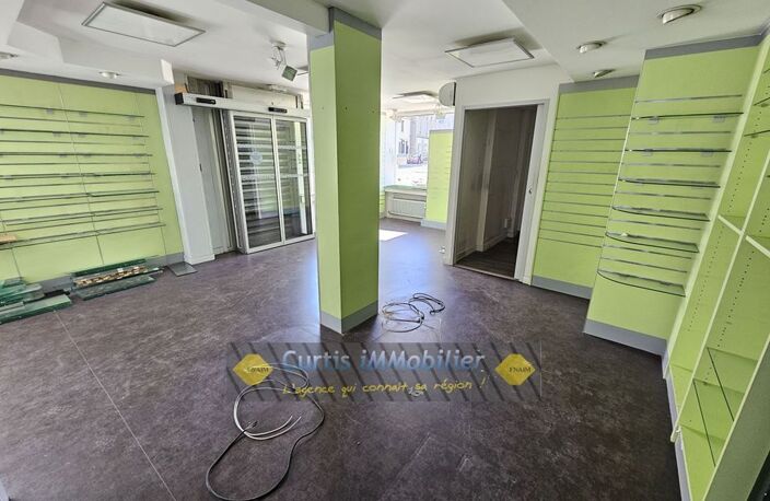 Local professionnel - 115.59m ² — photo 3