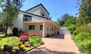 Maison 8 Pièces 240 m² à vendre à Sainte-Foy-lès-Lyon (69110)