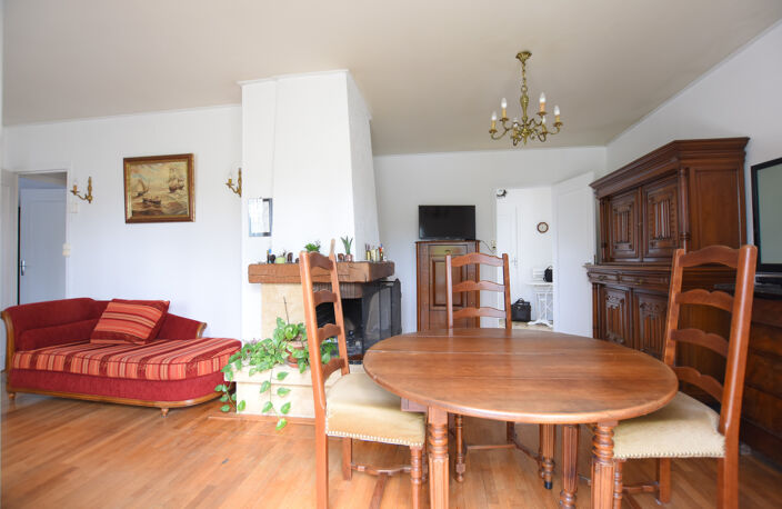 78690 LES ESSARTS LE ROI Charmante maison de 4 pièces avec s — photo 5