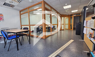Commerce  72 m² à louer à Montluel (01120)