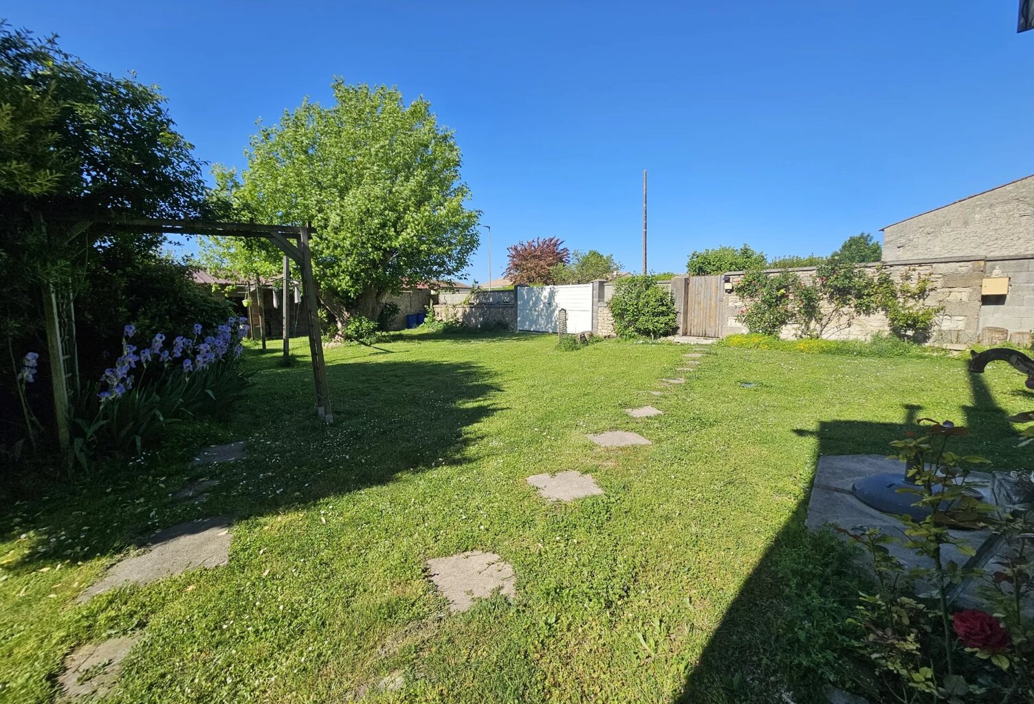 Maison à fort potentiel avec 1280m² de parcelle — photo 1