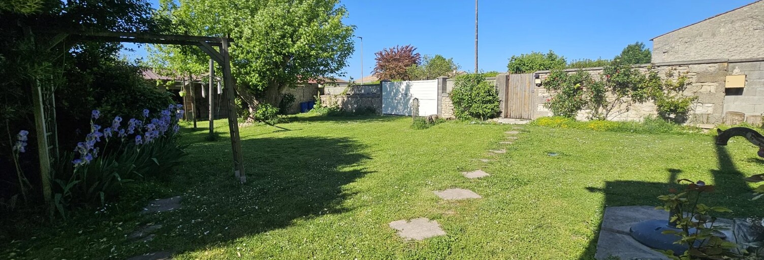 Maison 7 Pièces 210 m² à vendre à Bouhet (17540)