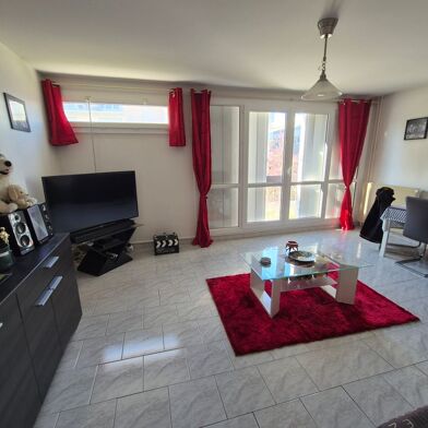 Appartement 1 pièces 66000 €