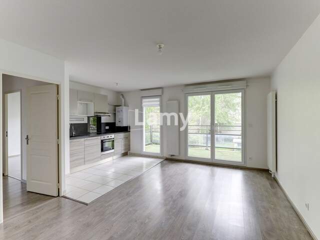 T3 avec terrasse et garage dans résidence sécurisé — photo du bien