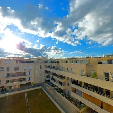 Appartement 4 pièces 130900 €