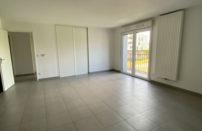 EN EXCLUSIVITE : APPARTEMENT T3 - BORDEAUX — photo 4