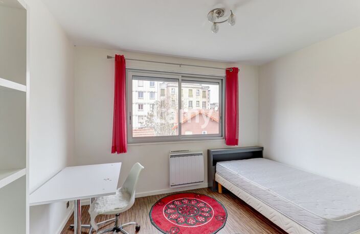 Au coeur des facs, studio avec parking — photo 2