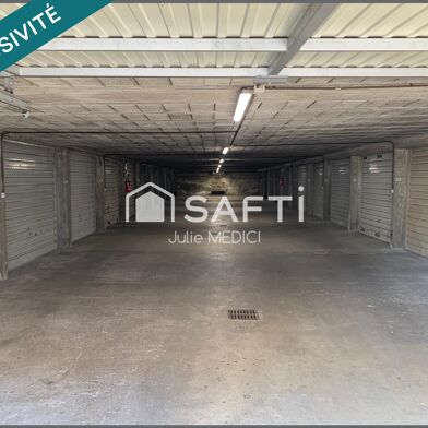 Garage  45000 €