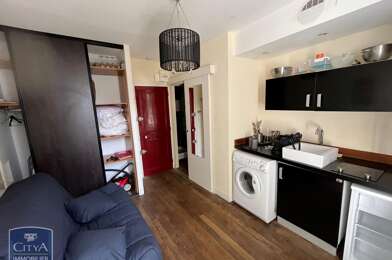 Immeuble  280900 €