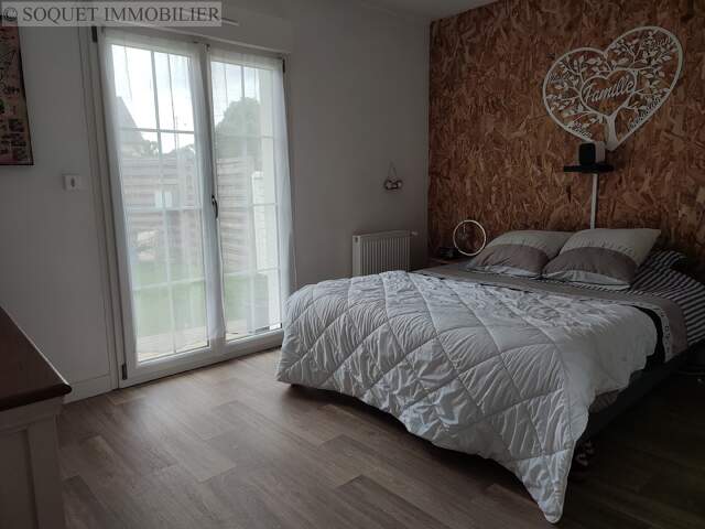 A VENDRE - SOQUET IMMOBILIER - MAISON AVEC VIE DE PLAIN-PIED - QUEVERT — photo du bien