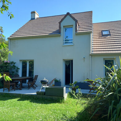 Maison 4 pièces 499200 €